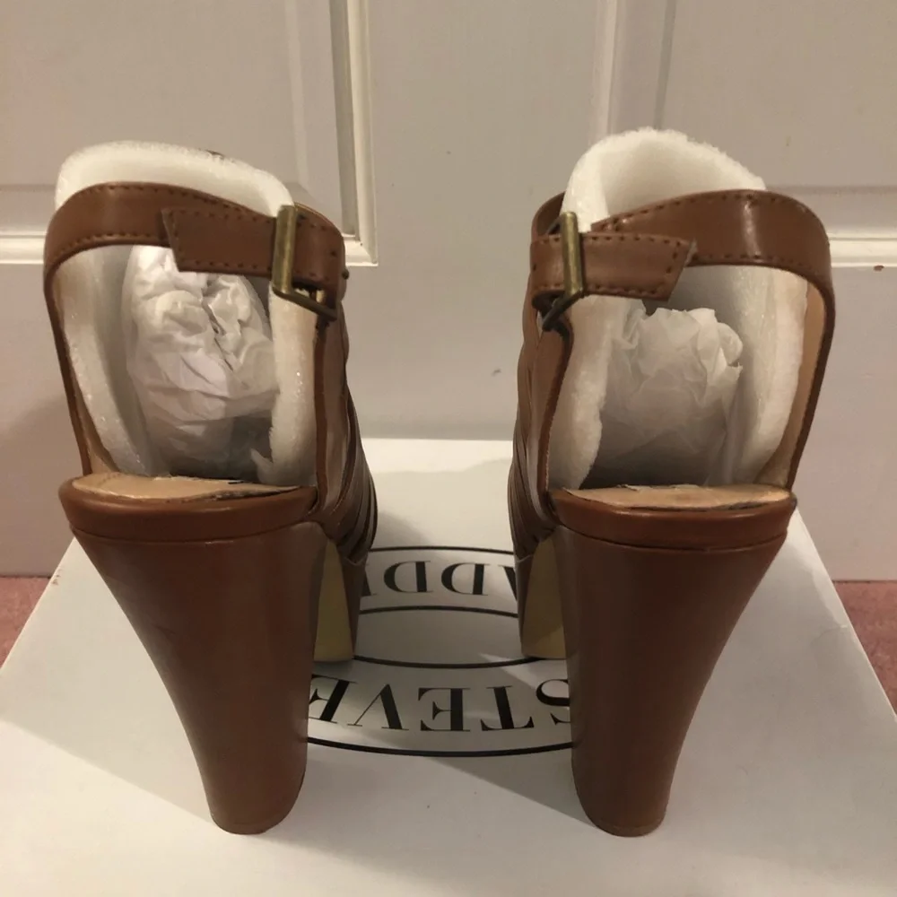 Steve Madden Glendael Platform Heel